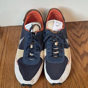 Brand new Nike Dbreak-Type mesh sneakers in thunder blue